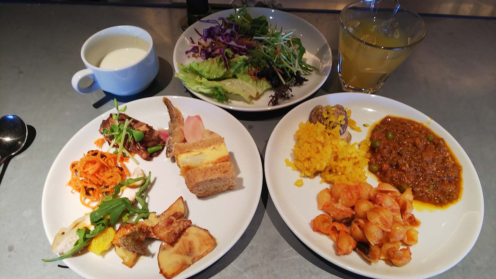 町田のレストラン Stri のランチビュッフェ Max Carterの見聞